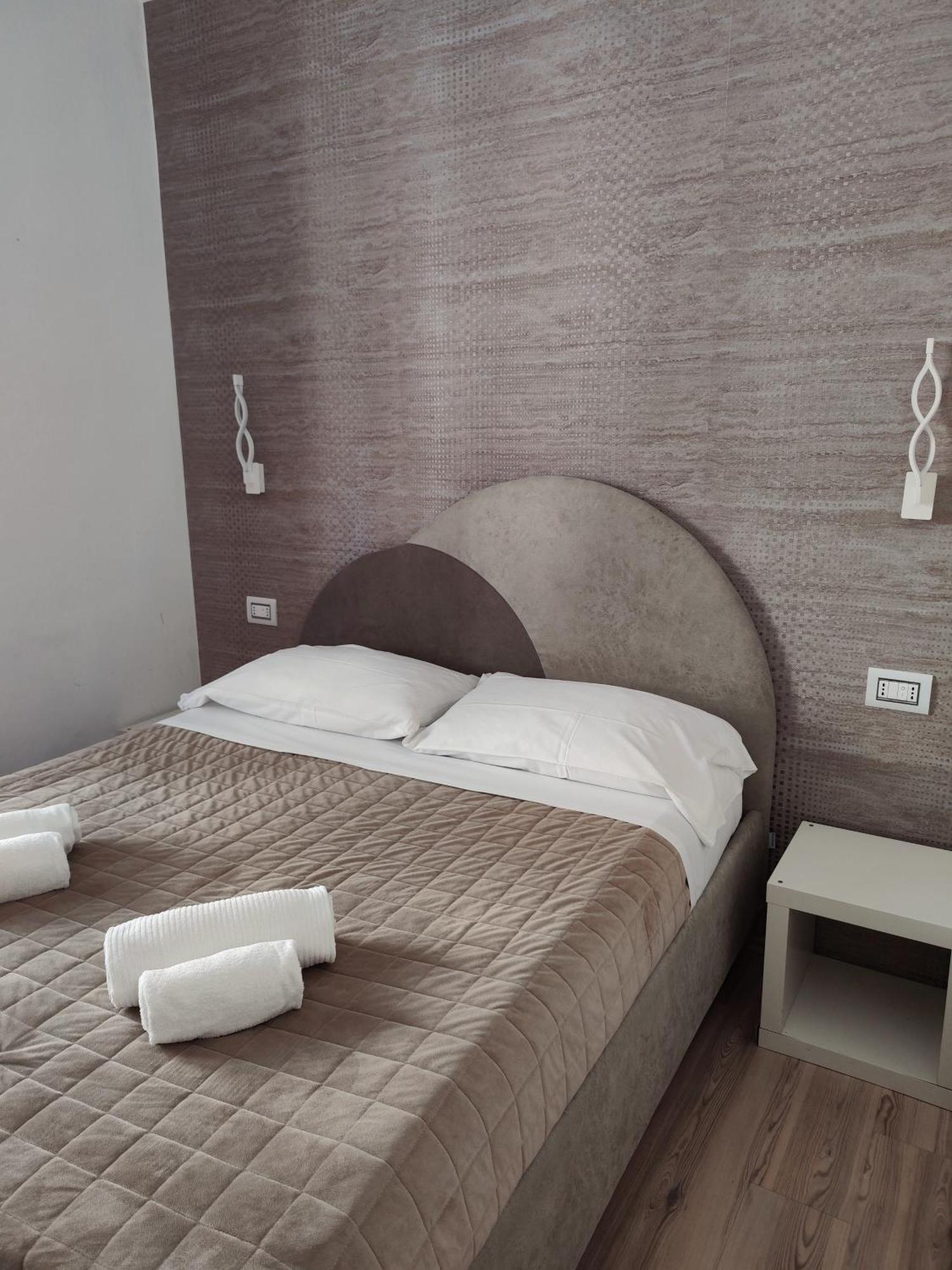 Nashira Rooms Firenze Bagian luar foto